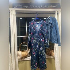 Time and Tru Blue Floral wrap around  Dress size XL